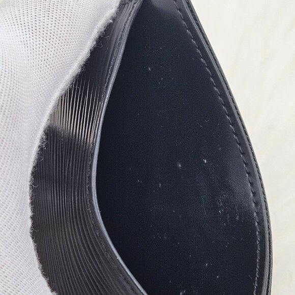 Louis Vuitton  Black Epi Compact Cardholder - Picture 11 of 13